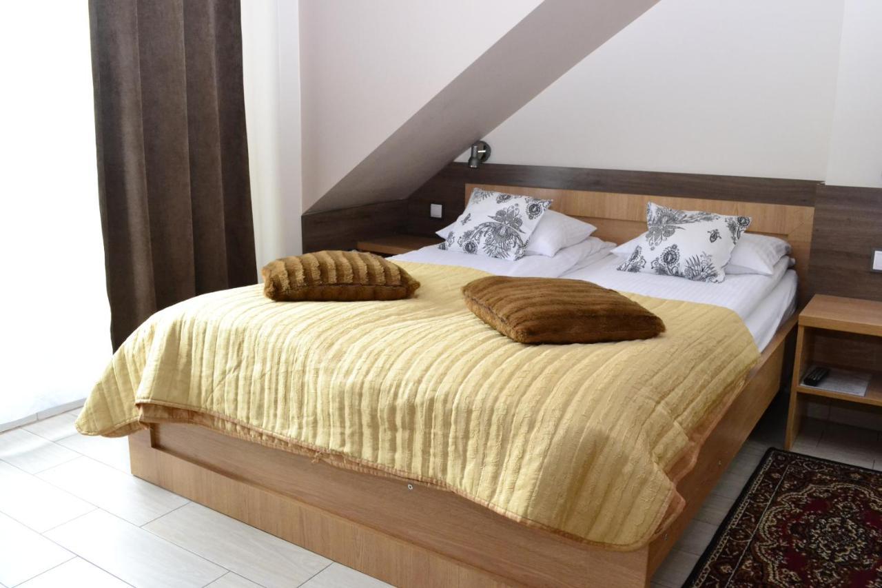 Comfort-24 Plus Slupca Luaran gambar
