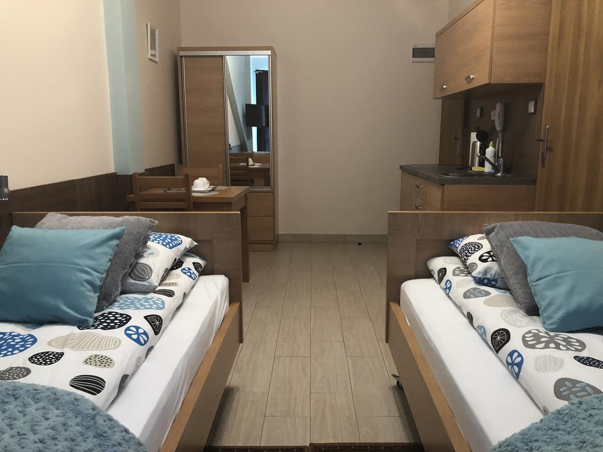 Comfort-24 Plus Slupca Luaran gambar